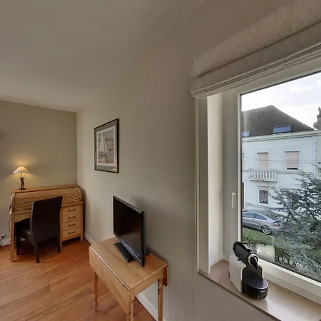 ベッド・アンド・ブレックファスト Du Bonheur, Chambres D'hotes ヴィムルー