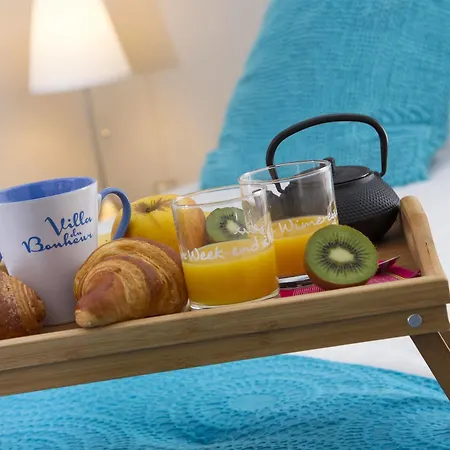 Du Bonheur, Chambres D'hotes ベッド・アンド・ブレックファスト *